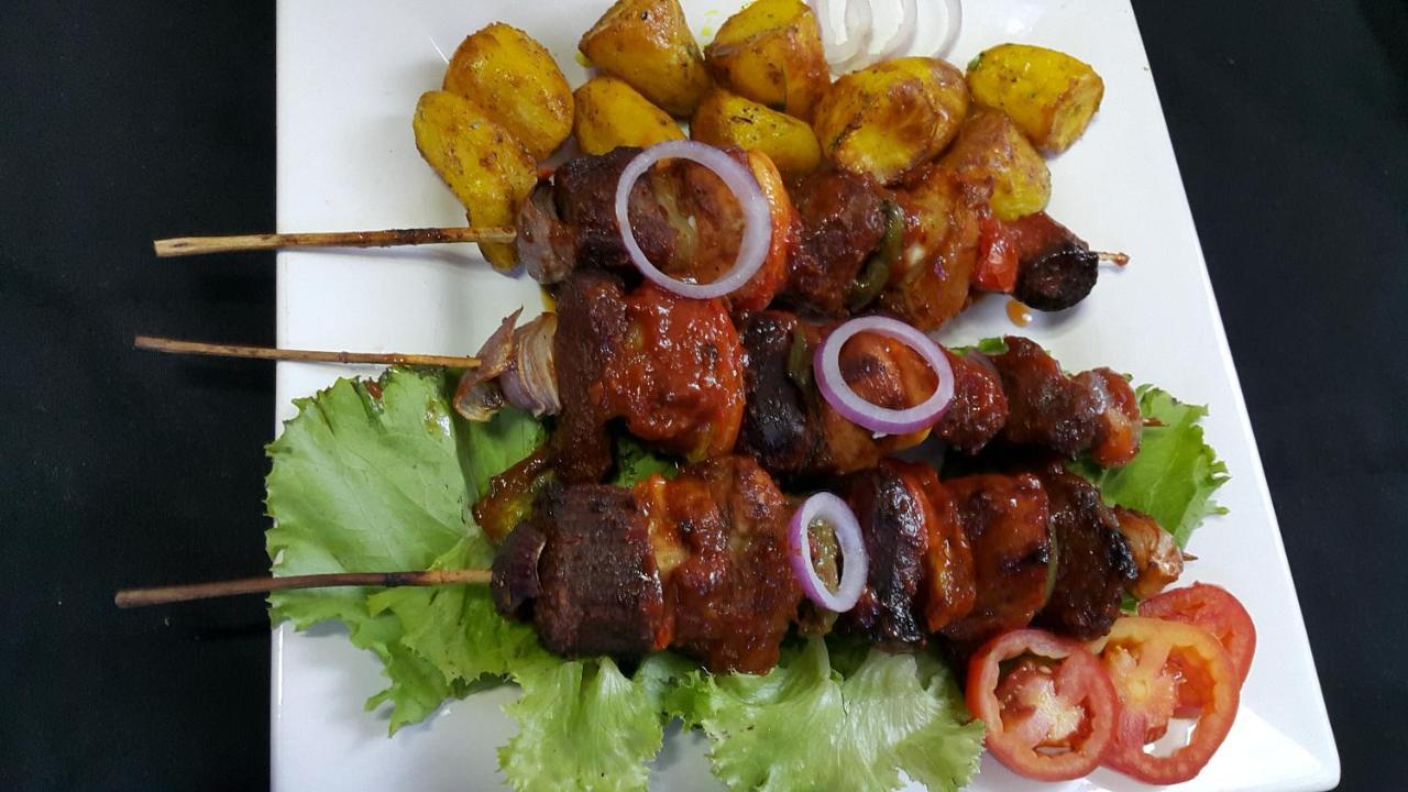 Villa Angelia Boutique Hotel Ikoyi Luaran gambar