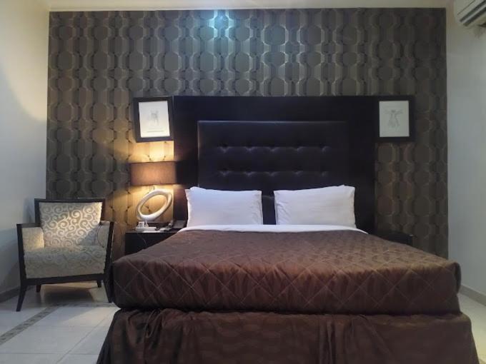 Villa Angelia Boutique Hotel Ikoyi Luaran gambar