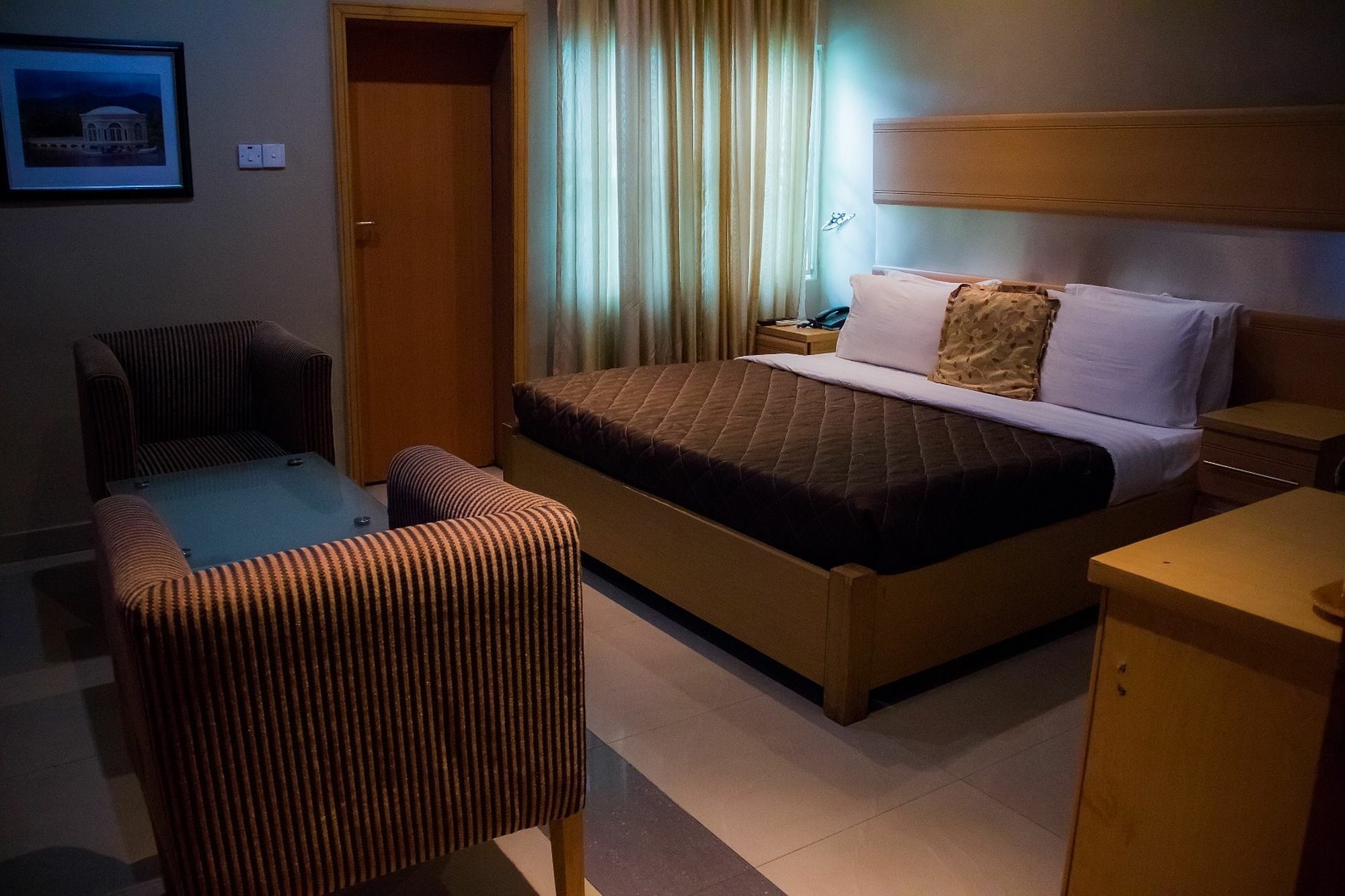 Villa Angelia Boutique Hotel Ikoyi Luaran gambar