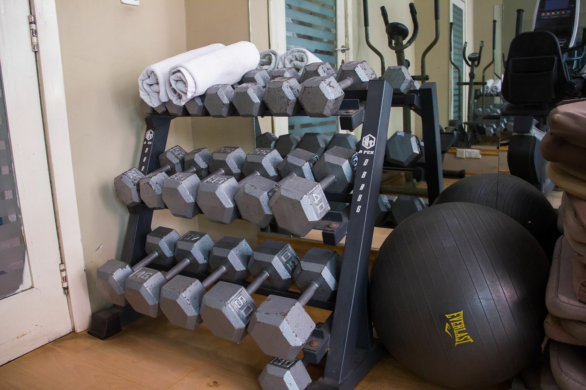 Villa Angelia Boutique Hotel Ikoyi Luaran gambar